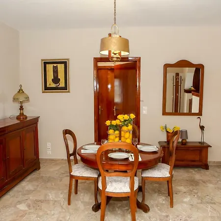 Holiday home Yiouli